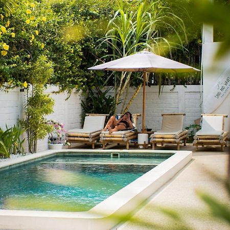The White Bay Lombok Apartment Kuta  Ngoại thất bức ảnh