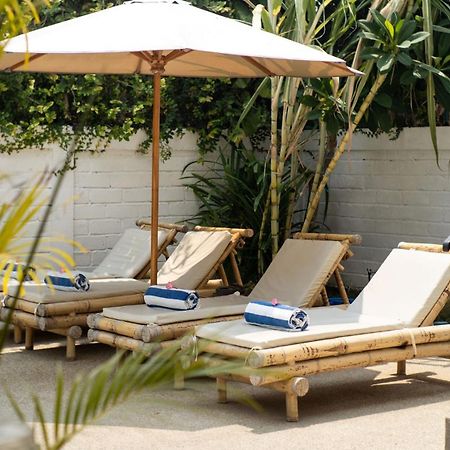The White Bay Lombok Apartment Kuta  Ngoại thất bức ảnh