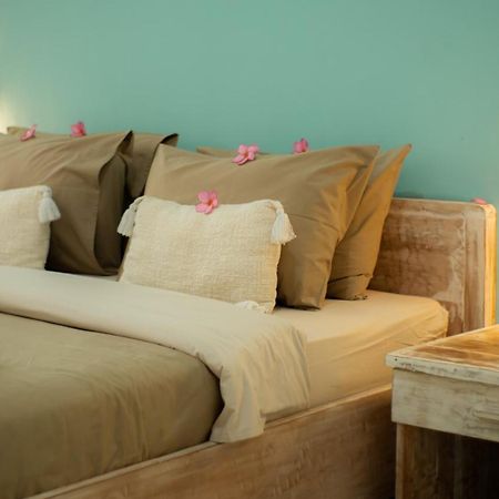 The White Bay Lombok Apartment Kuta  Ngoại thất bức ảnh